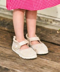 ハート刺繍水抜きサンダル