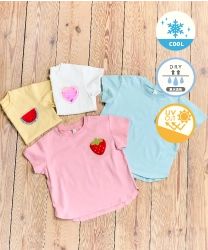 モチーフポケットTシャツの置き画