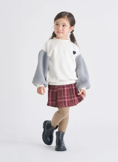 ハート刺繍袖ボアトレーナー