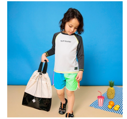 BREEZEらしさ満載のおしゃれなスイムアイテム