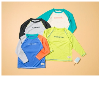 長袖ラッシュガード ￥2,530(税込)
