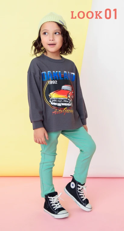 らくらくスキニーパンツの春コーディネート