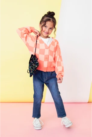 すぽ軽テーパードパンツとカーディガンの春コーディネート