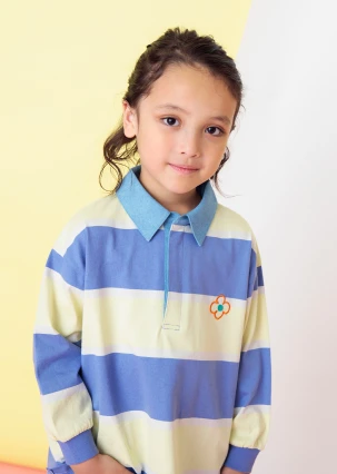 胸のワンポイントがおしゃれな春の子供用ボーダートップス