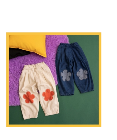 お花がアクセントのゆるっとシルエットボトム