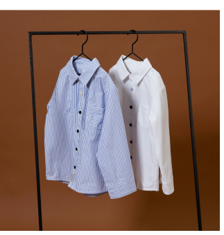 レギュラーカラーシャツ