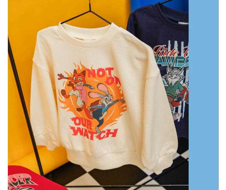 ズートピアトレーナー ￥2,530 tax in