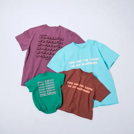 ロゴTシャツとロンパース